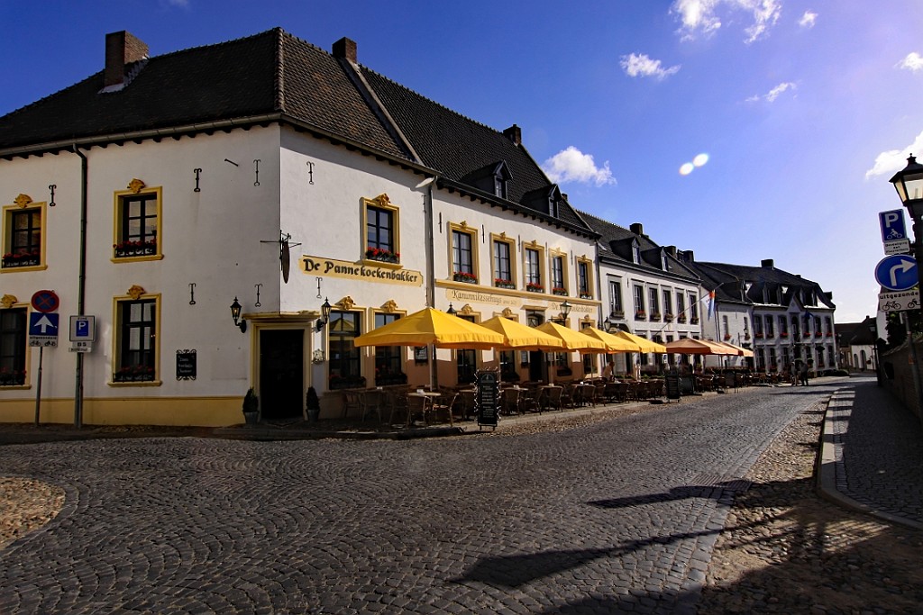 Botel18.jpg