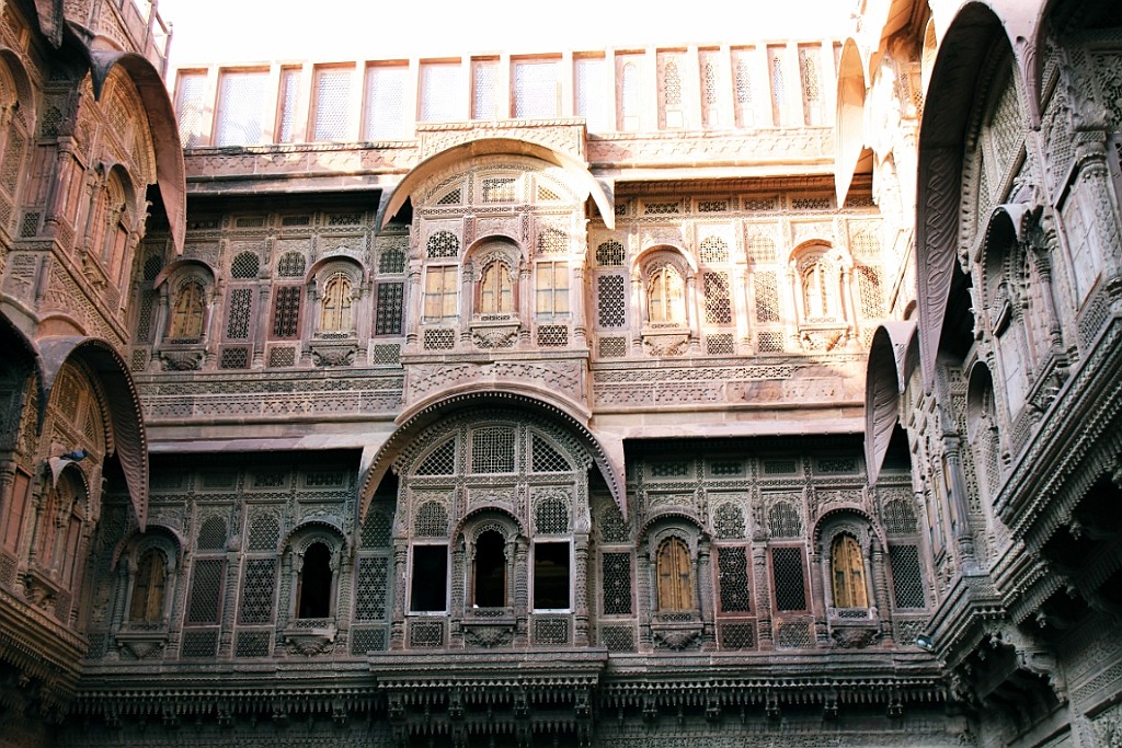 in0503.jpg