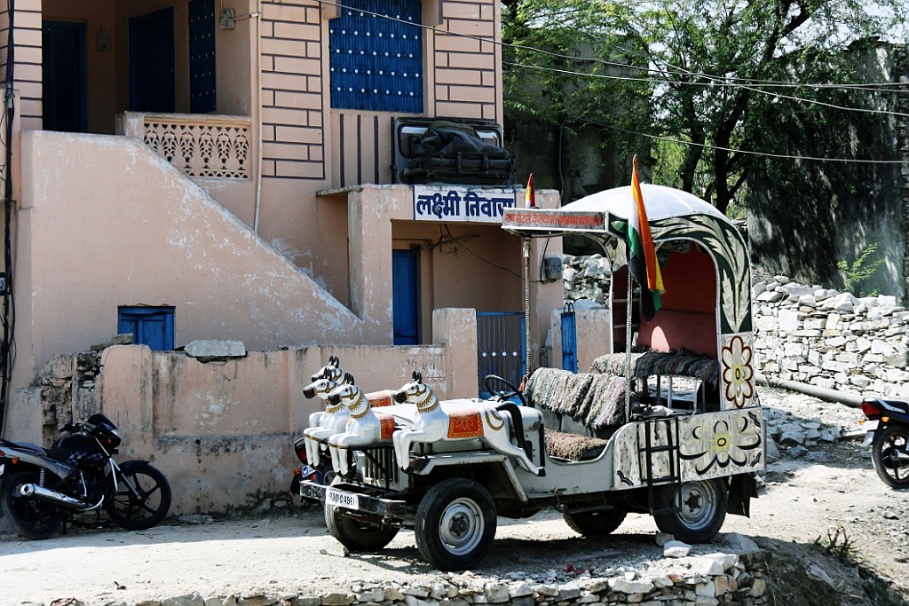 in0806.jpg
