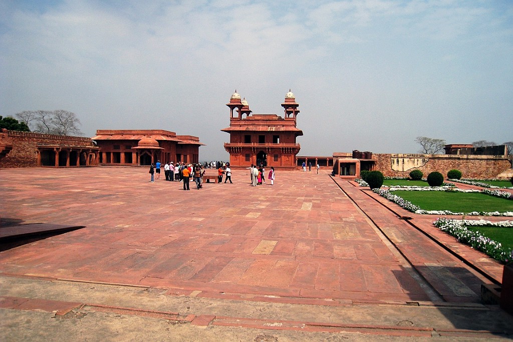 in1045.jpg