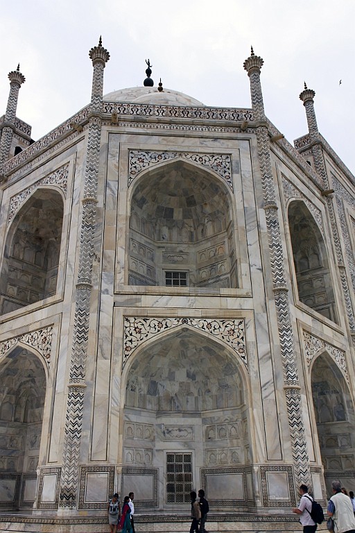 in1093.jpg