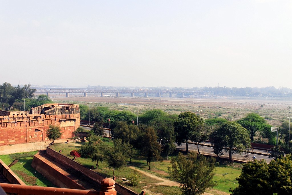 in1145.jpg