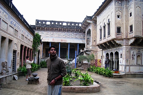 in0056