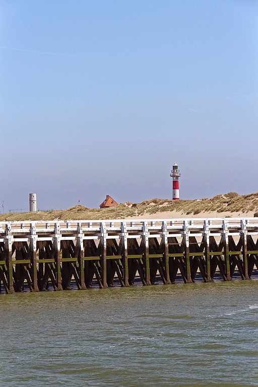 NP0515_118.jpg