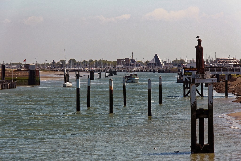 NP0515_120.jpg