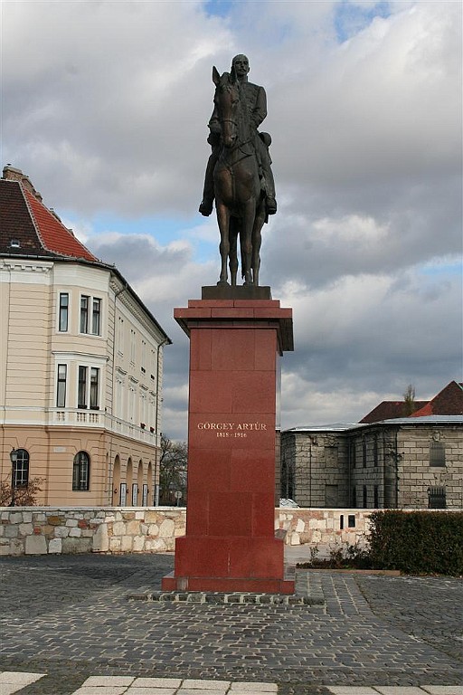 buda0063.JPG - Een BH .... Bekende Hongaar