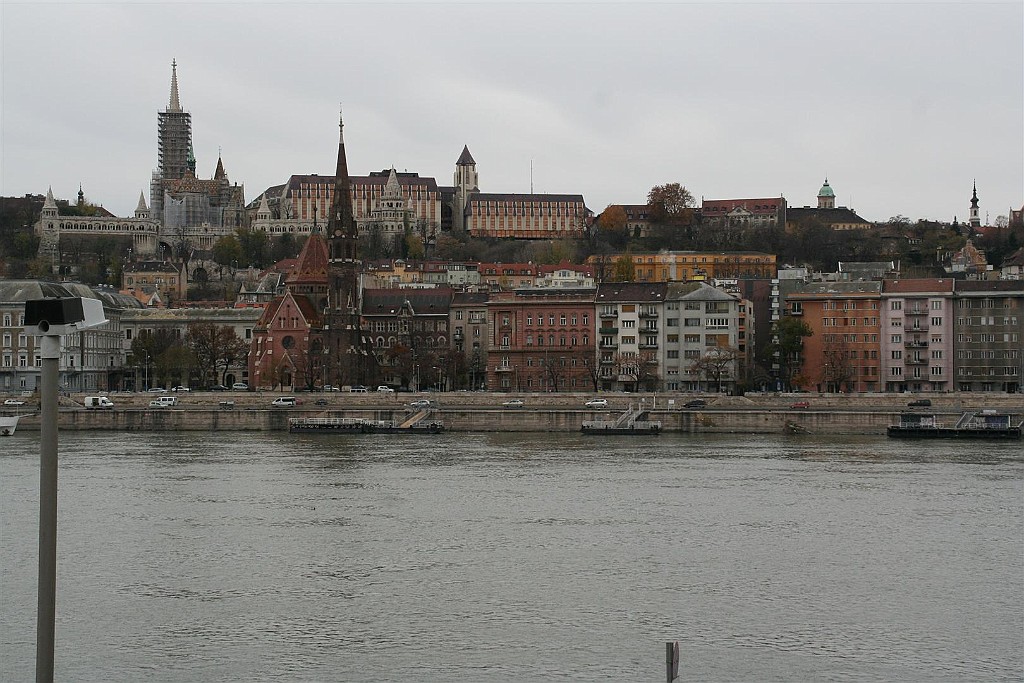 buda0073.JPG - Linksboven het Fishermen's Bastion