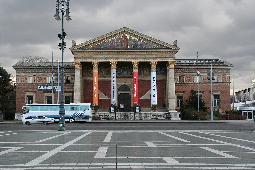 buda0105.JPG - Museum of Fine Arts