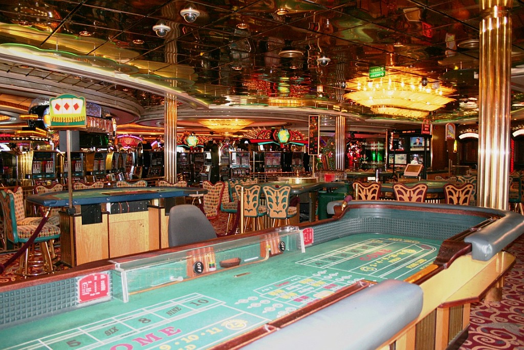 cruise025.JPG