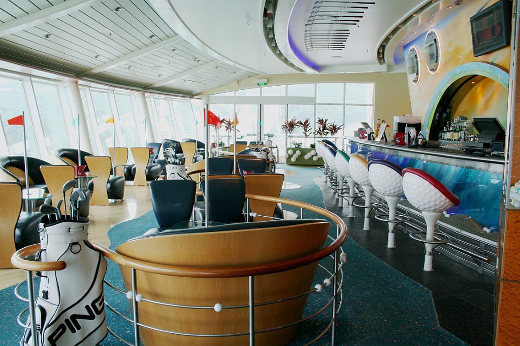 cruise053.JPG