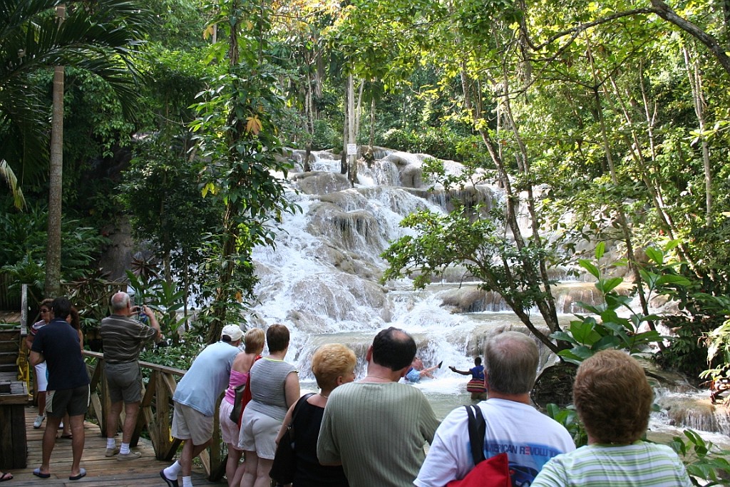 cruise098.JPG