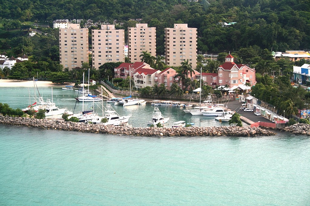cruise111.jpg