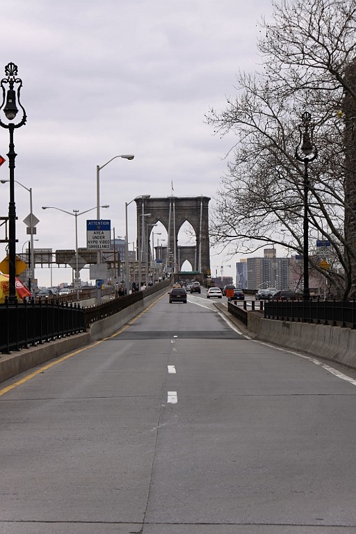 cruise069.jpg - Brooklyn Bridge