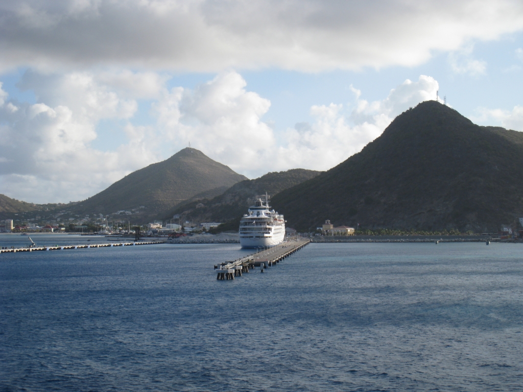 cruise456.JPG