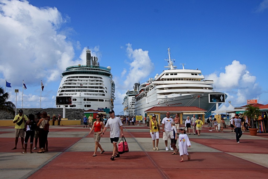 cruise460.JPG