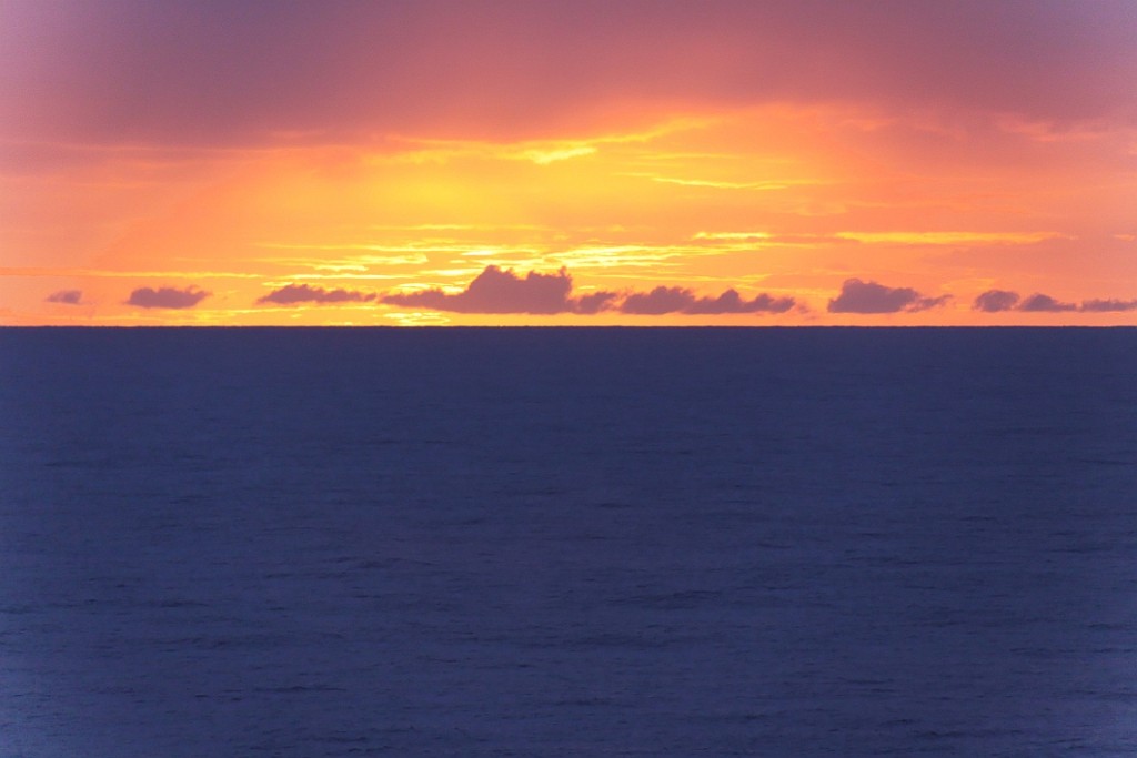 cruise710.jpg