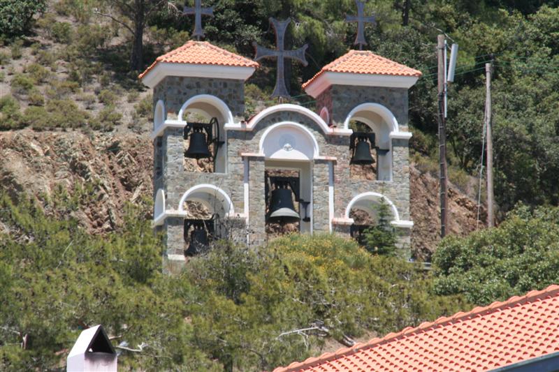 cyprus106.jpg - de klokken