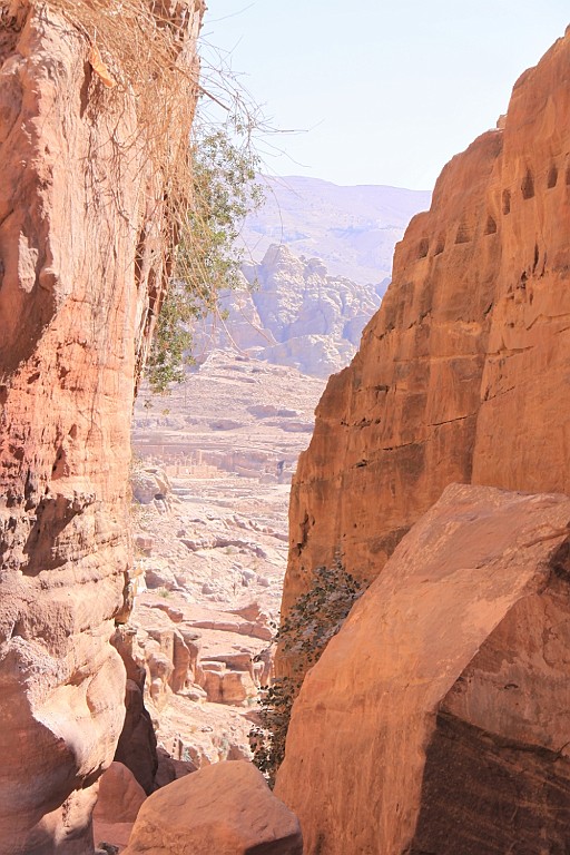 jor0900.jpg