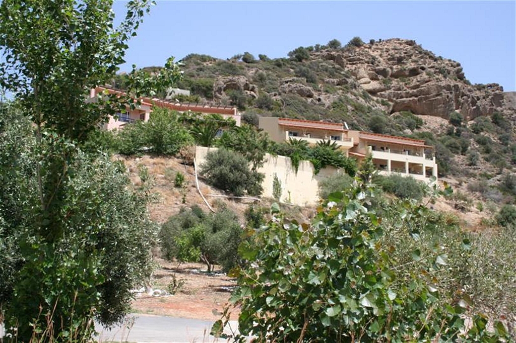 kreta02.jpg - Daarboven is het te doen