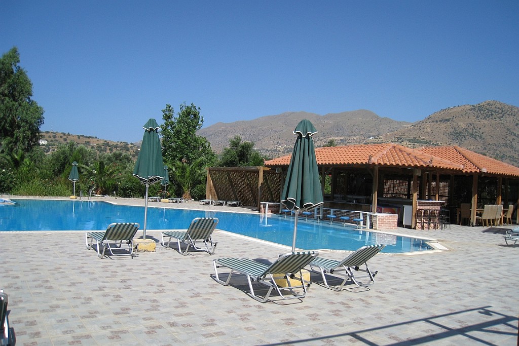 Kreta010.JPG - Het nieuwe zwembad