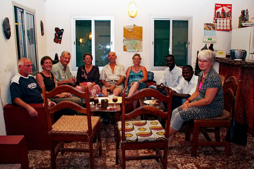 Senegal277.JPG - 's Avonds tijdens het aperitief