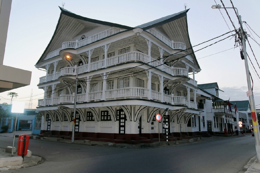 Suri094.jpg