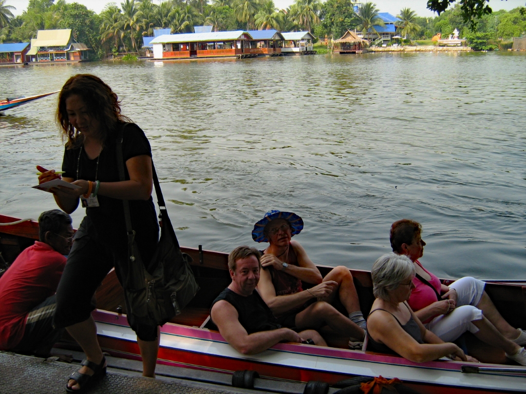 Thai330.JPG