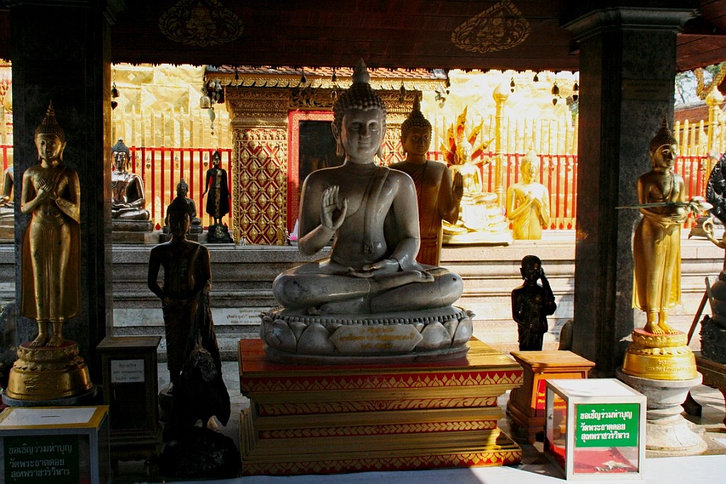 Thai696.JPG