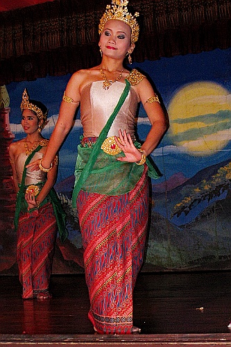 Thai225