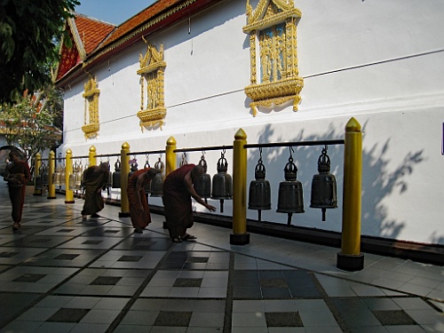 Thai695