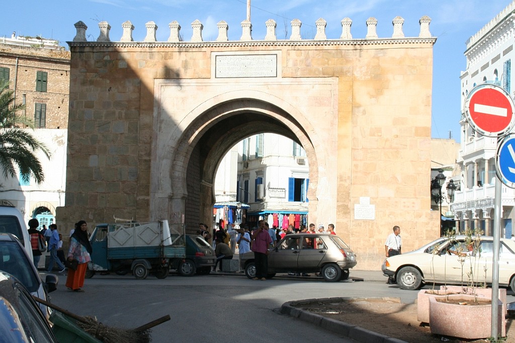 tunesie200.JPG - Ingang van de Medina van Tunis