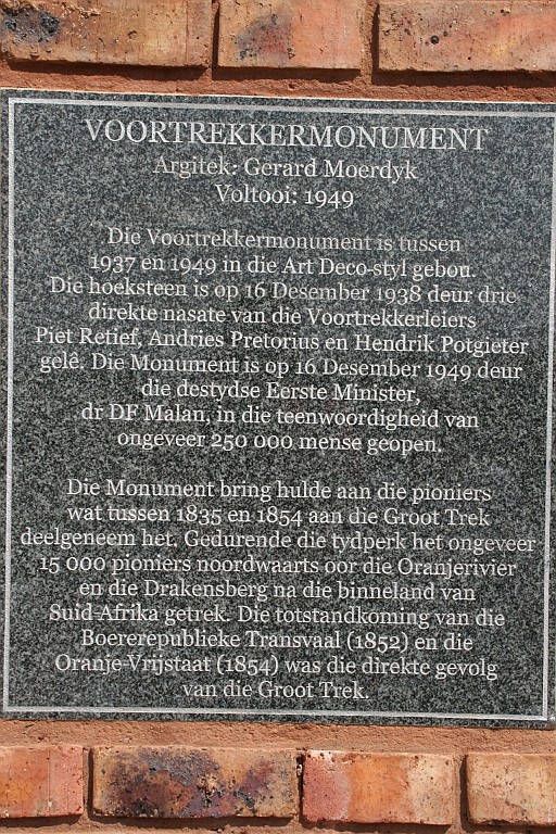 sa006.jpg - Voortrekker-monument in Pretoria